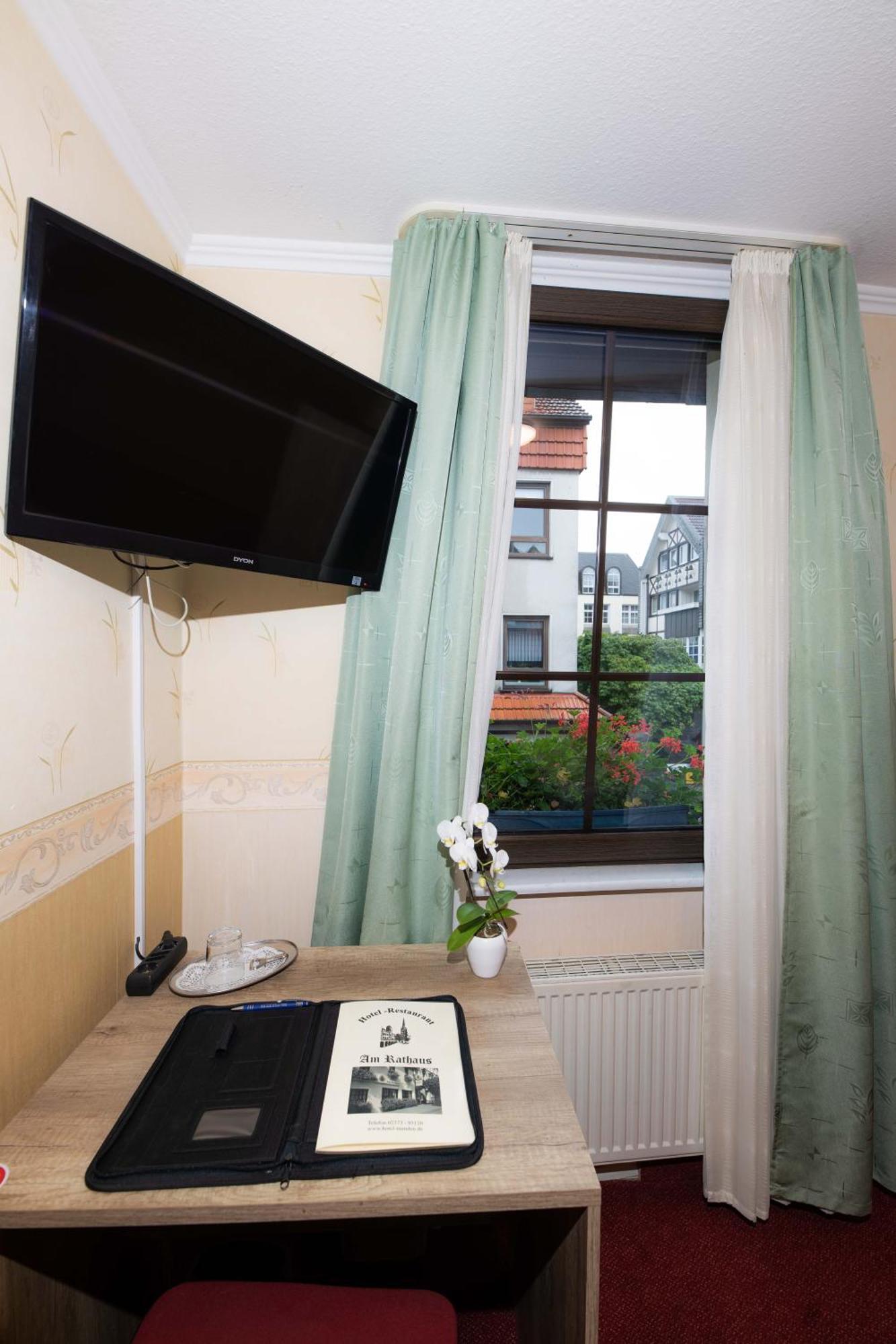 Hotel Am Rathaus Menden Zewnętrze zdjęcie
